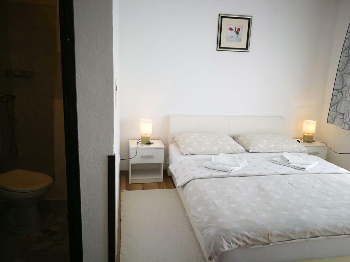 Apartman Marija Brajdic Rakovica Exteriér fotografie